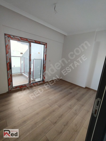 Karşıyaka Çarşı Yakını Sıfır 1+1 — fotoğraf 8