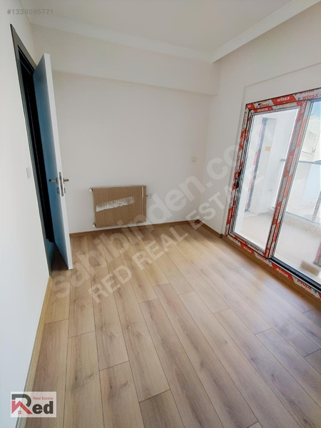 Karşıyaka Çarşı Yakını Sıfır 1+1 — fotoğraf 10