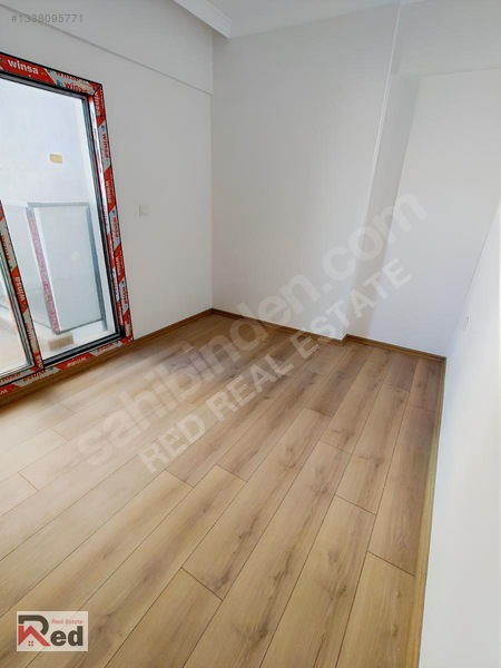Karşıyaka Çarşı Yakını Sıfır 1+1 — fotoğraf 12