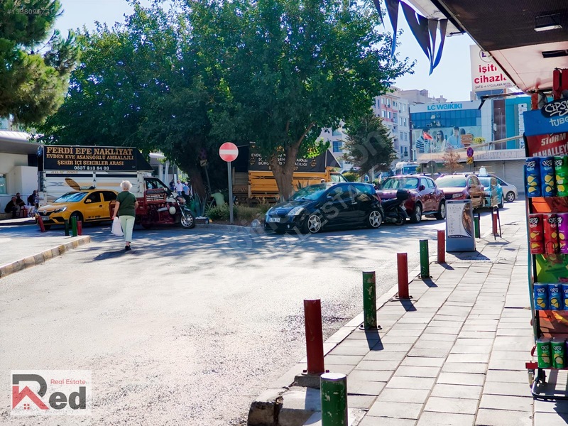 Karşıyaka Çarşı Yakını Sıfır 1+1 — fotoğraf 29