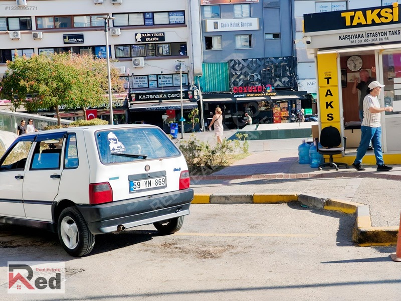 Karşıyaka Çarşı Yakını Sıfır 1+1 — fotoğraf 31
