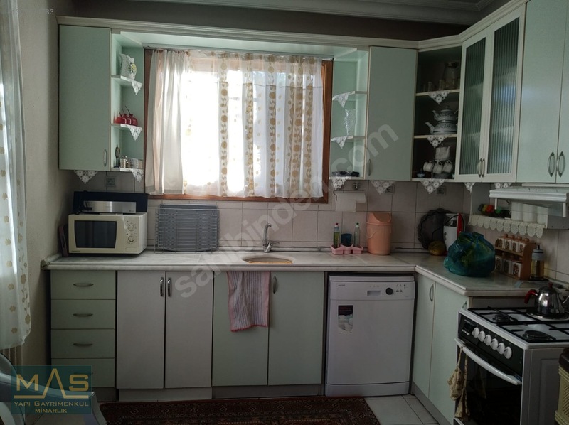 5+1 Odalı 3 Katlı Kombili Bahçe Kullanımı Olan Gazze Cad. Yakın — fotoğraf 4
