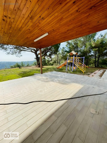 Özkan Öztürk'ten Doğanın Ortasında Muhteşem Göl Manzaralı Villa — fotoğraf 17
