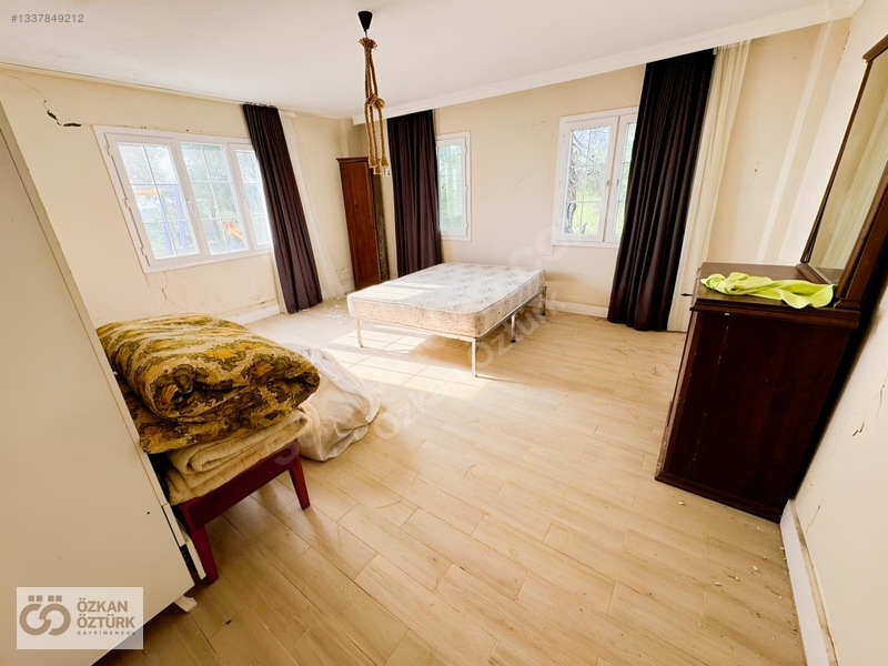 Özkan Öztürk'ten Doğanın Ortasında Muhteşem Göl Manzaralı Villa — fotoğraf 28