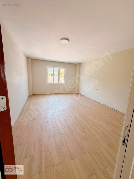 Özkan Öztürk'ten Doğanın Ortasında Muhteşem Göl Manzaralı Villa — fotoğraf 29