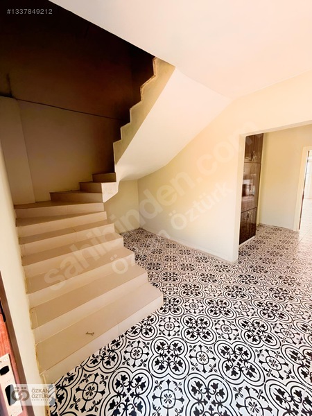 Özkan Öztürk'ten Doğanın Ortasında Muhteşem Göl Manzaralı Villa — fotoğraf 32