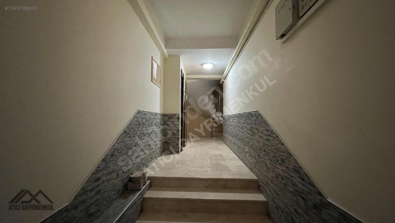 Büyükdere Ardıçlar Sokakta 1+1 Temiz Kiralık Daire — fotoğraf 3