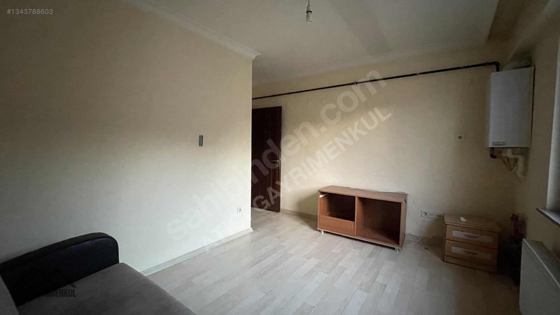 Büyükdere Ardıçlar Sokakta 1+1 Temiz Kiralık Daire — fotoğraf 6