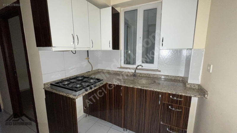 Büyükdere Ardıçlar Sokakta 1+1 Temiz Kiralık Daire — fotoğraf 8