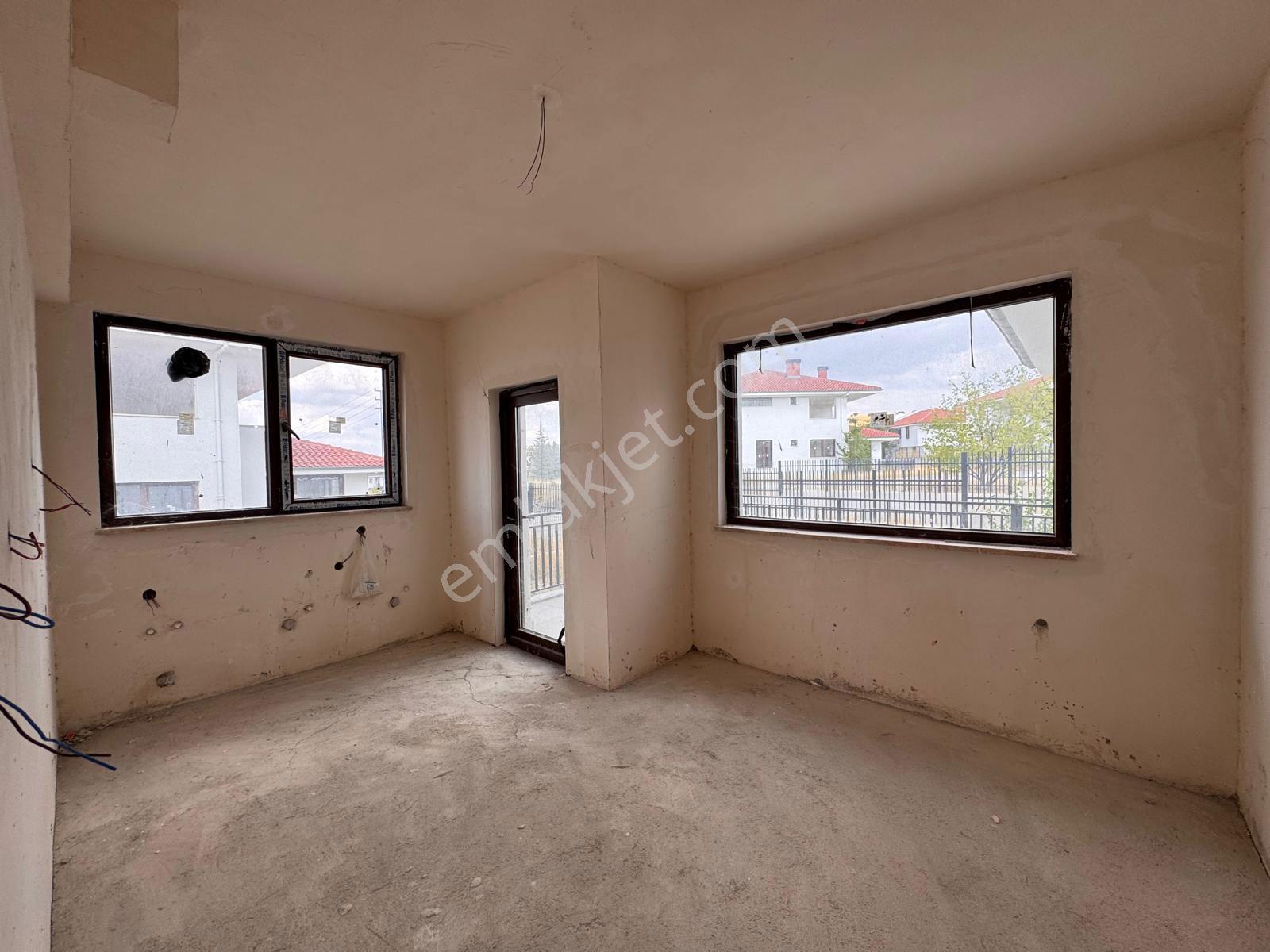 Etimesgut Balıkuyumcu’da 2023 Yapımı, 3 Katlı 4+2 Sıfır Villa | 330 M² Brüt — fotoğraf 8