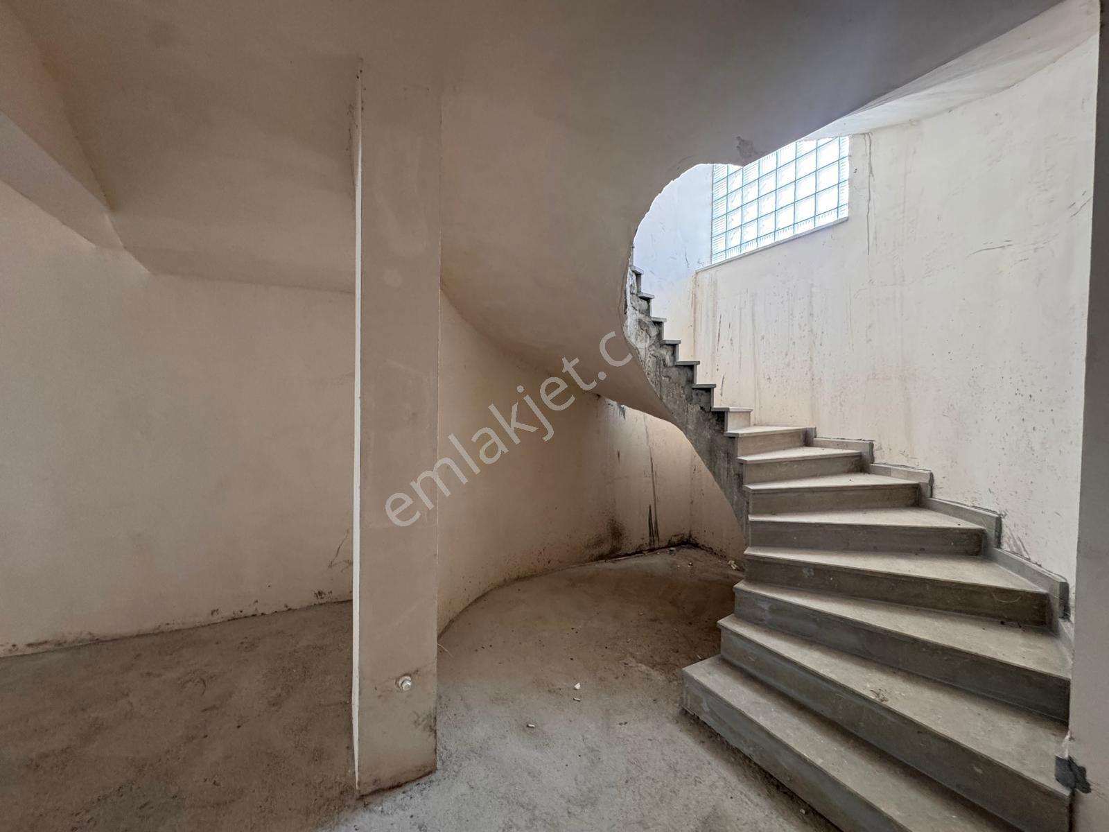 Etimesgut Balıkuyumcu’da 2023 Yapımı, 3 Katlı 4+2 Sıfır Villa | 330 M² Brüt — fotoğraf 14