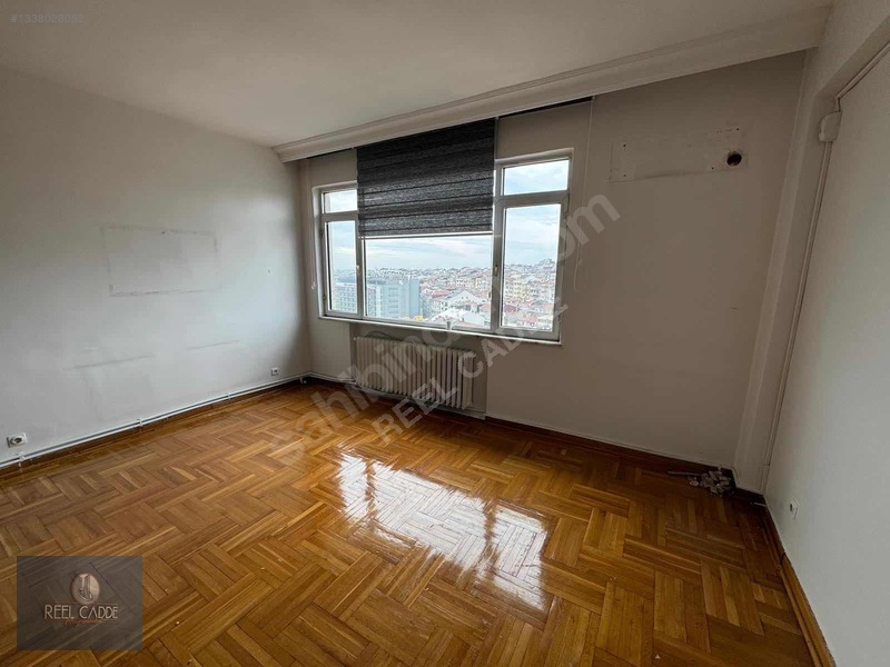 Reel Cadde Den Harbiye Halaskar Gazi Caddesin De Deniz Manzaralı — fotoğraf 10