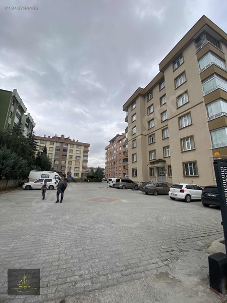 Akkonut Sitelerinde 2+1 Daire — fotoğraf 2