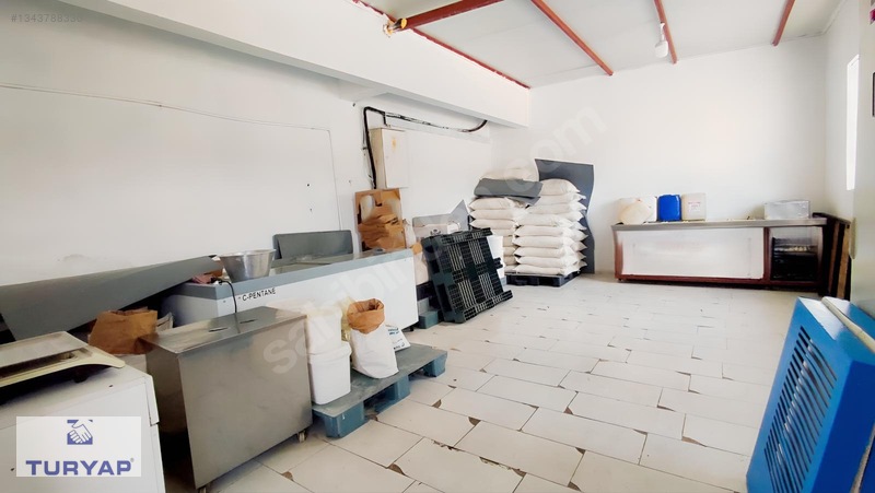 Torbalı Ayrancılar İnönü Mah. Sanayi Sitesi'nde 1.000 M² İş Yeri — fotoğraf 7