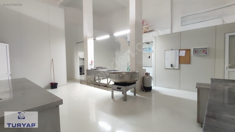 Torbalı Ayrancılar İnönü Mah. Sanayi Sitesi'nde 1.000 M² İş Yeri — fotoğraf 9