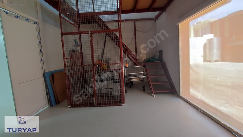 Torbalı Ayrancılar İnönü Mah. Sanayi Sitesi'nde 1.000 M² İş Yeri — fotoğraf 31