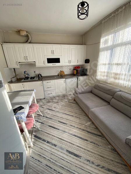 A&b Gayrimenkul'dan Yarahmet Mah. Satılık 3+1 Daire — fotoğraf 3