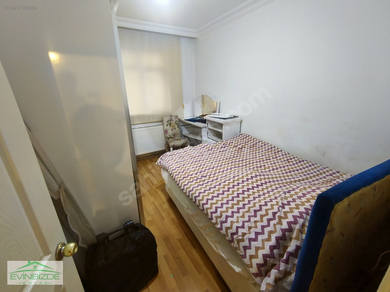 Evinbizde'den 2+1 Metroya Yakın, Kat Konumunda Ön Cephe Balkonlu — fotoğraf 12