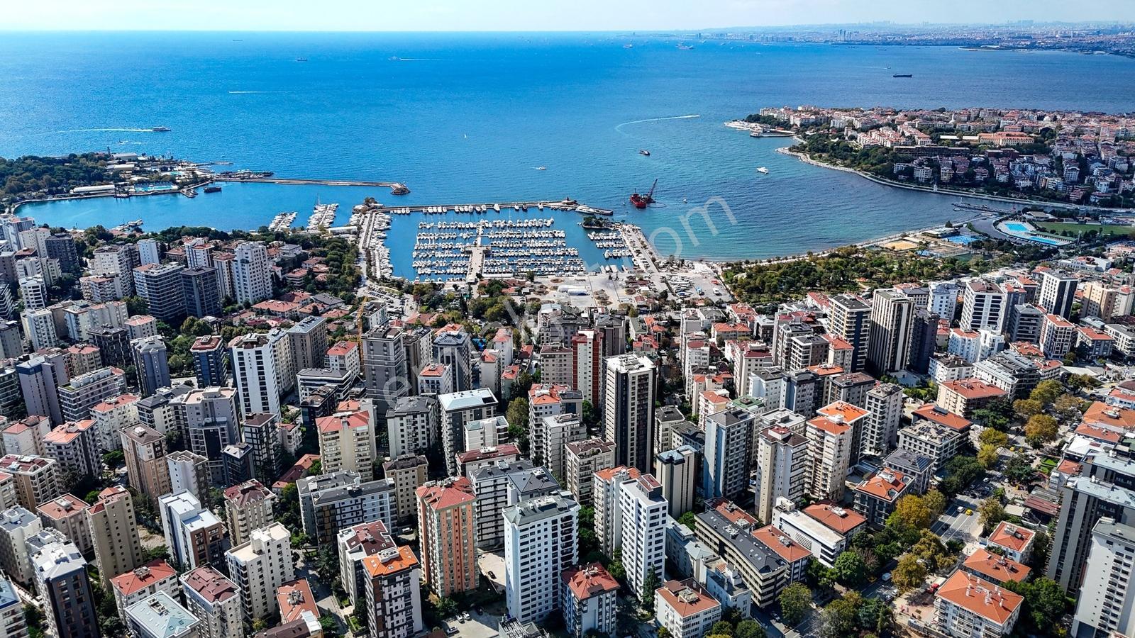 Fenerbahçe Tevfik Paşa Sokakta Sıfır Binada 3+1 Balkonlu Daire — fotoğraf 42