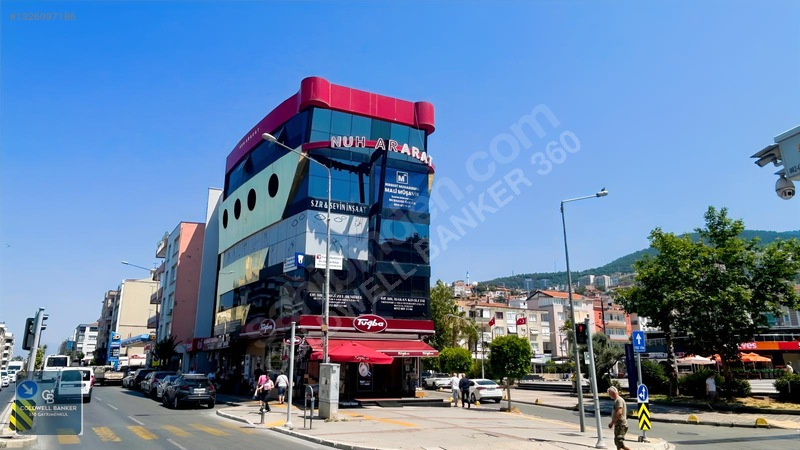 Narlıdere'nin Merkezi Noktasında 130 M² Satılık Ofis — fotoğraf 22
