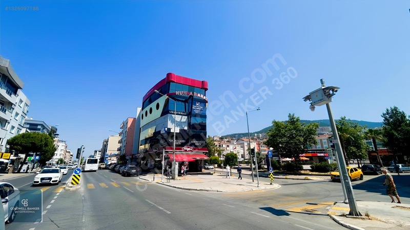 Narlıdere'nin Merkezi Noktasında 130 M² Satılık Ofis — fotoğraf 23