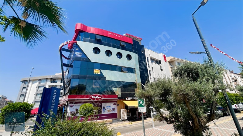 Narlıdere'nin Merkezi Noktasında 130 M² Satılık Ofis — fotoğraf 26