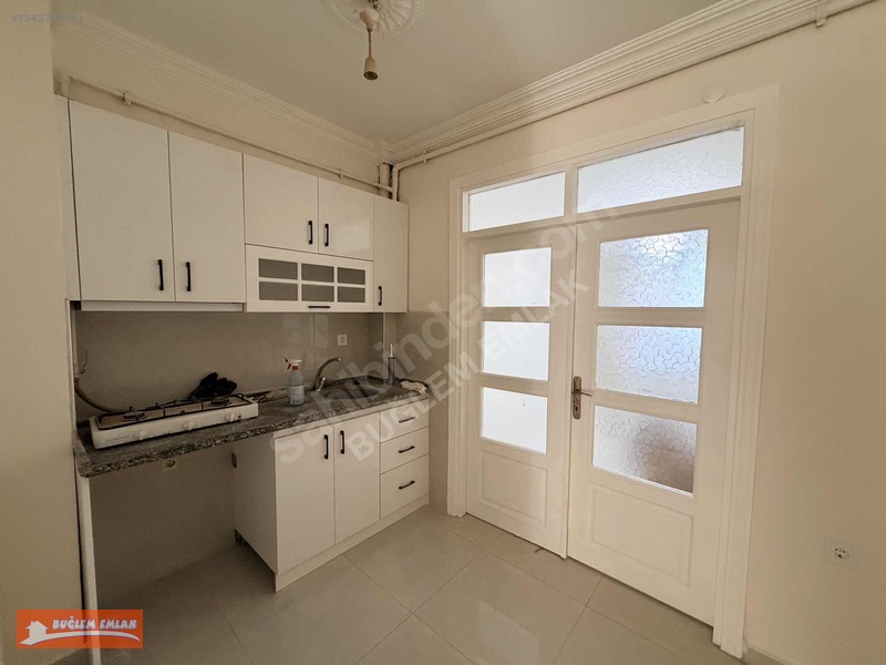 Buğlemden Menderes Cd. Yakını,bakımlı,geniş 1+1! — fotoğraf 4