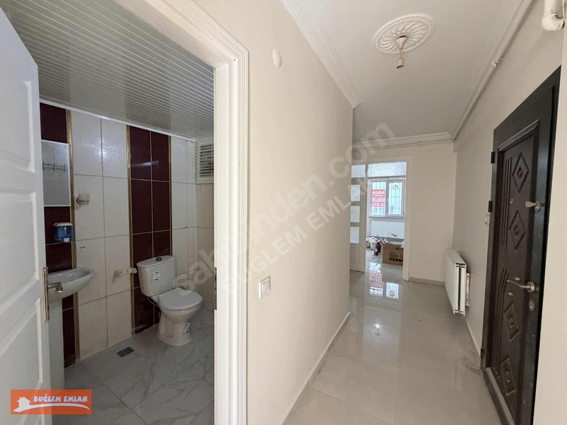 Buğlemden Menderes Cd. Yakını,bakımlı,geniş 1+1! — fotoğraf 16