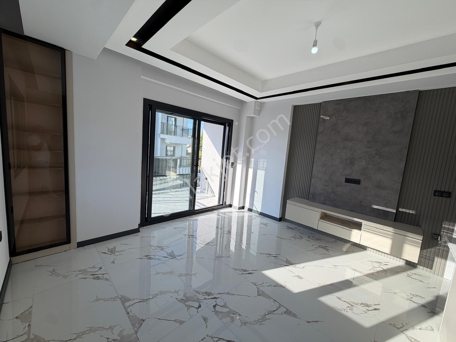 Kuşadası Davutlar Merkez 2+1 Sıfır Havuzlu Daire — fotoğraf 10