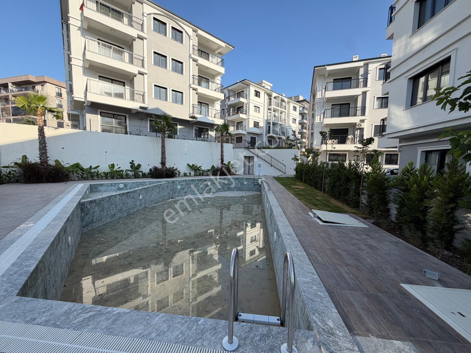 Kuşadası Davutlar Merkez 2+1 Sıfır Havuzlu Daire — fotoğraf 30