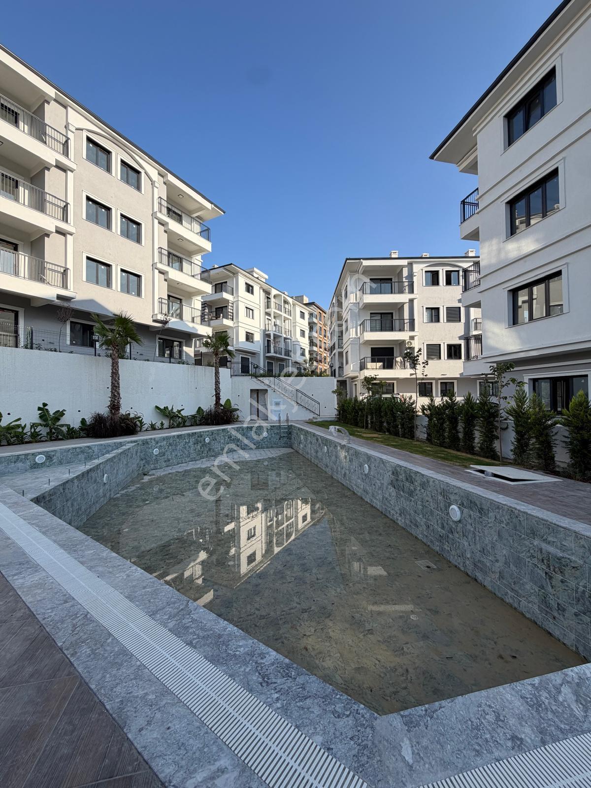 Kuşadası Davutlar Merkez 2+1 Sıfır Havuzlu Daire — fotoğraf 31