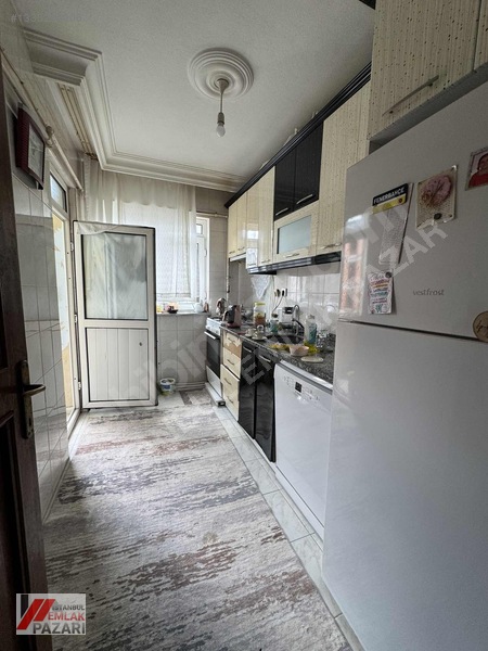 Şükrübey Metro Durağı Yanı Satılık 3+1 Daire 130m² — fotoğraf 9