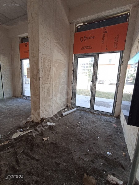 Arstu Gayrimenkul Mehmet'den Bulvarda Kiralık Dükkan — fotoğraf 5