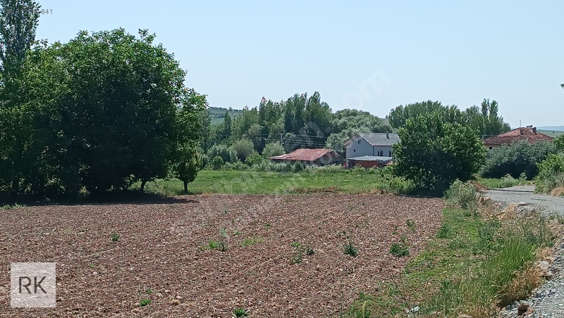 Isparta Yalvaç Kurusarı'da İmarlı 1502 M² Satılık Arsa — fotoğraf 2