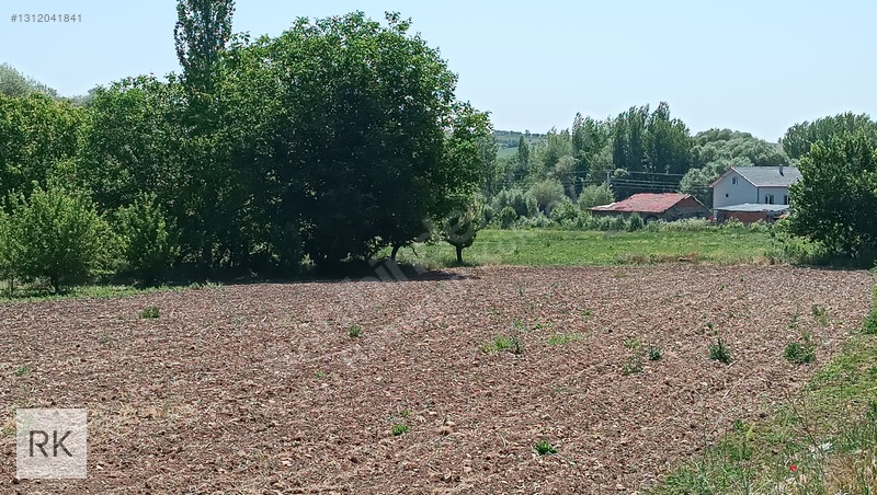 Isparta Yalvaç Kurusarı'da İmarlı 1502 M² Satılık Arsa — fotoğraf 6