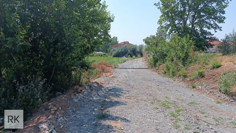 Isparta Yalvaç Kurusarı'da İmarlı 1502 M² Satılık Arsa — fotoğraf 11