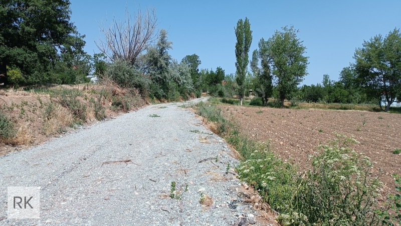 Isparta Yalvaç Kurusarı'da İmarlı 1502 M² Satılık Arsa — fotoğraf 12