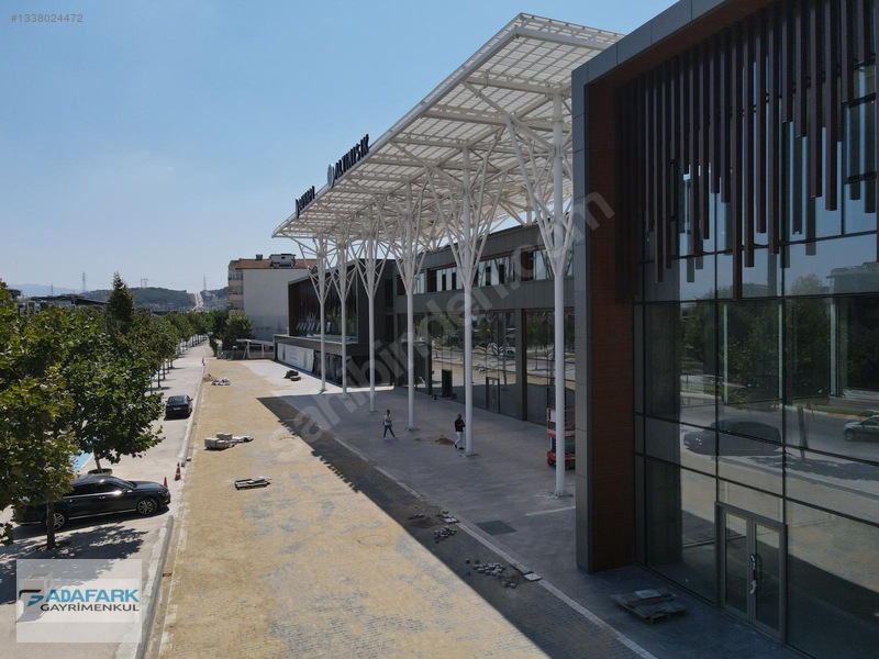 Buyapı Altınışık İşmerkezinde Kiralık Dükkan Ve Mağazalar — fotoğraf 13
