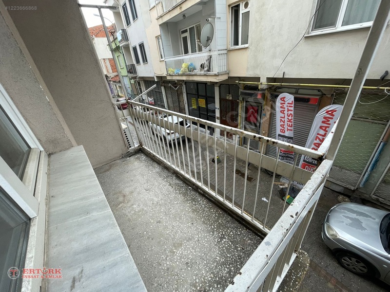 Çarşı Merkezde Kiralık Geniş 2+1 Daire (120m²) — fotoğraf 3
