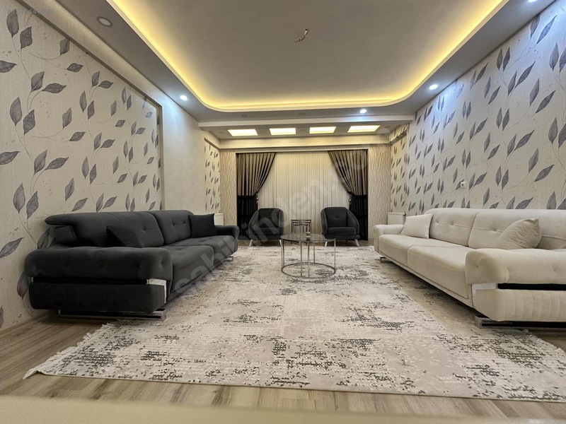 Özbadıllı Emlaktan 3+1 İçi Full Yapılı 165 Mt2 Lüks Daire — fotoğraf 5