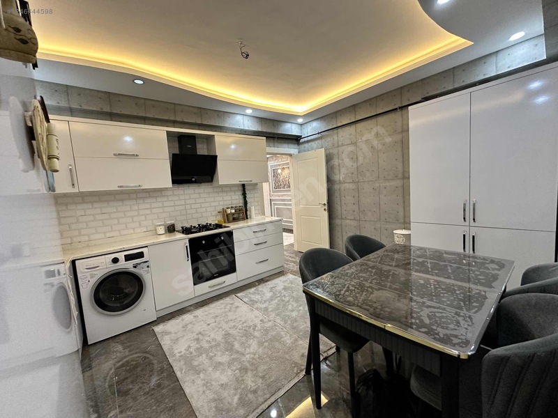 Özbadıllı Emlaktan 3+1 İçi Full Yapılı 165 Mt2 Lüks Daire — fotoğraf 12
