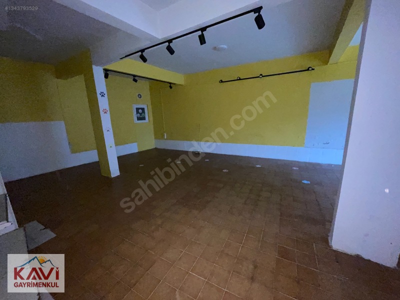 Meydanda Kiralık İş Yeri / Kavi Gayrimenkulden — fotoğraf 8