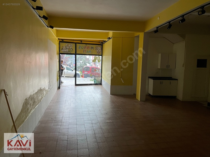 Meydanda Kiralık İş Yeri / Kavi Gayrimenkulden — fotoğraf 11