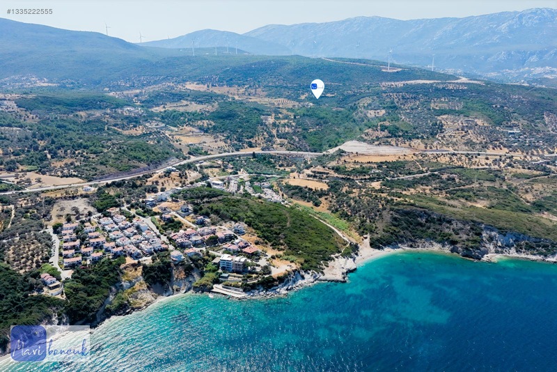 Mavi Boncuk'tan Mordoğanda Deniz Manzaralı Tarla — fotoğraf 29