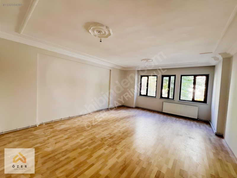 Özer Gayrimenkulden Kanalboyunda Kiralık 3+1 Daire — fotoğraf 3