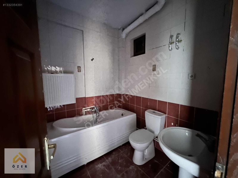 Özer Gayrimenkulden Kanalboyunda Kiralık 3+1 Daire — fotoğraf 18