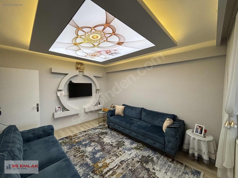 3s'ten Fatihte Sıfır Ayarında Güney Cephe Lüks Satılık 2+1 Daire — fotoğraf 2