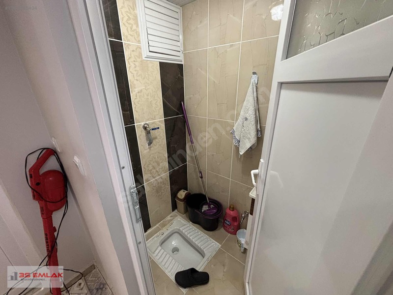 3s'ten Fatihte Sıfır Ayarında Güney Cephe Lüks Satılık 2+1 Daire — fotoğraf 18