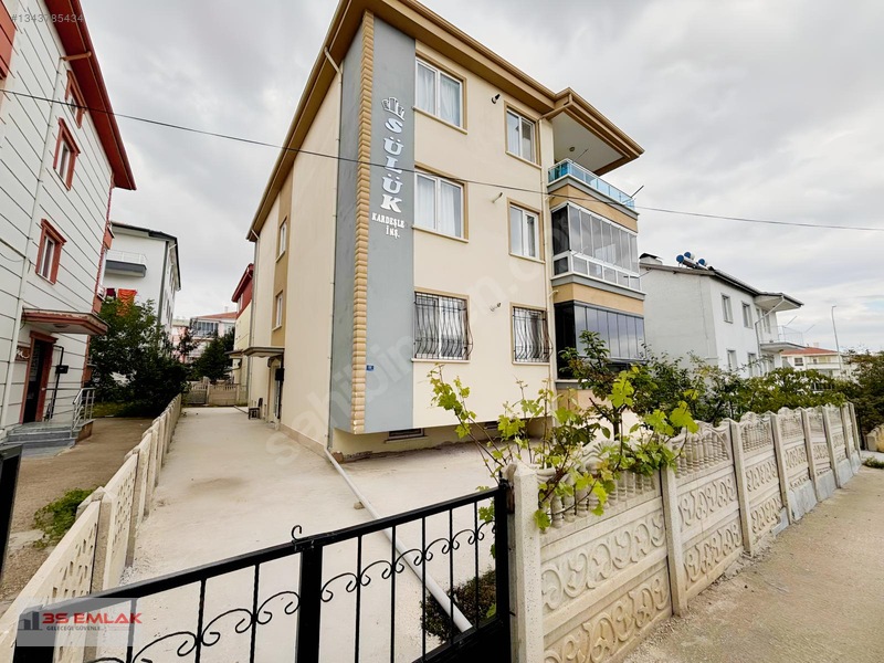 3s'ten Fatihte Sıfır Ayarında Güney Cephe Lüks Satılık 2+1 Daire — fotoğraf 22