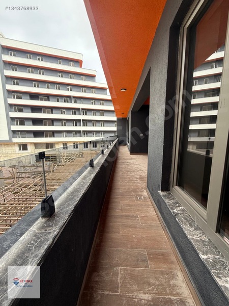 Remax İlk'den Kombina'da 3+0 Satılık Daire — fotoğraf 6